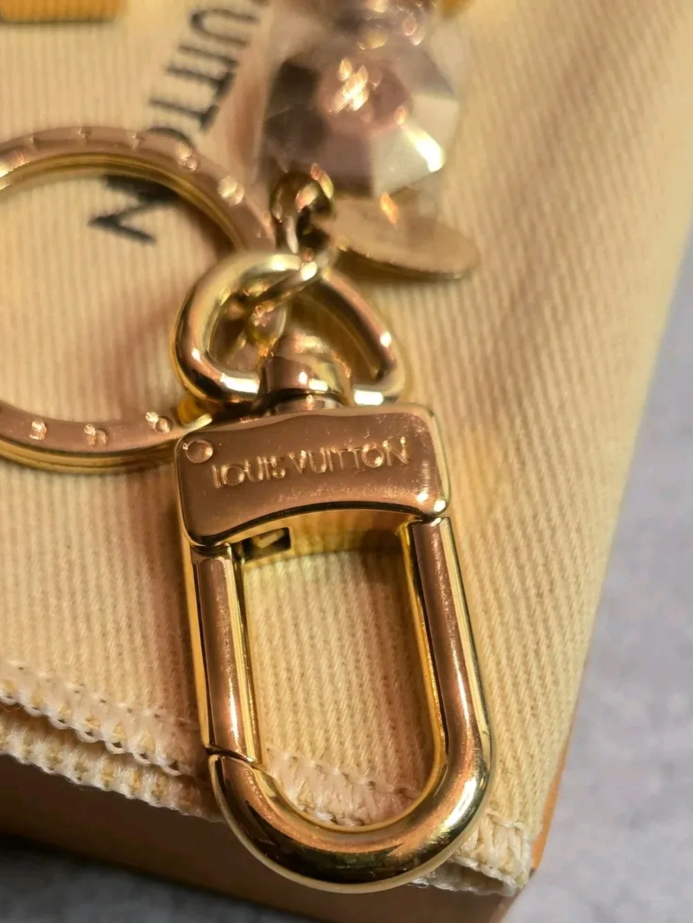 Louis Vuitton LV Facettes Key Holder / Bag Charm